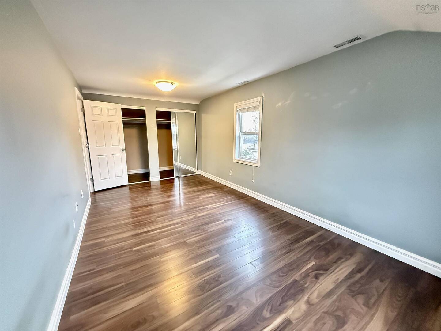 41 Irving St Dartmouth, NS B2W1K1