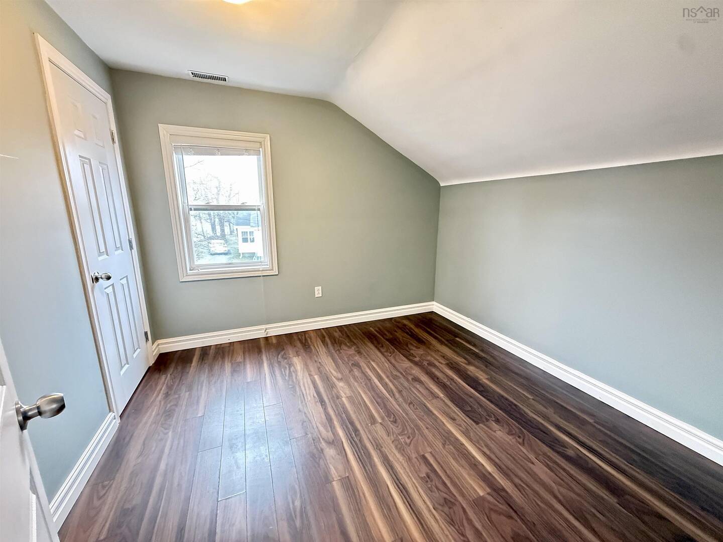 41 Irving St Dartmouth, NS B2W1K1