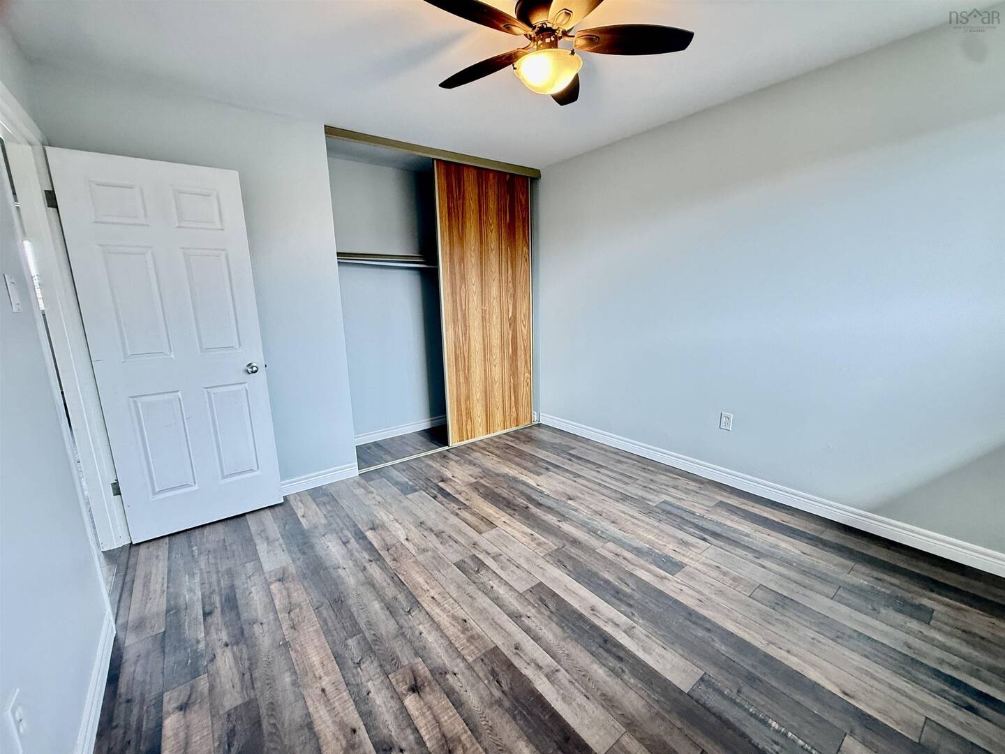 381 Arklow Dr Cole Harbour, NS B2W4S1