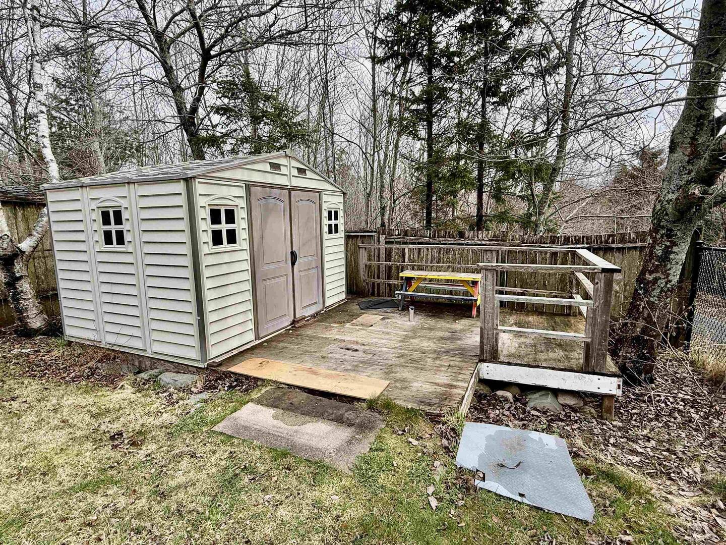 381 Arklow Dr Cole Harbour, NS B2W4S1