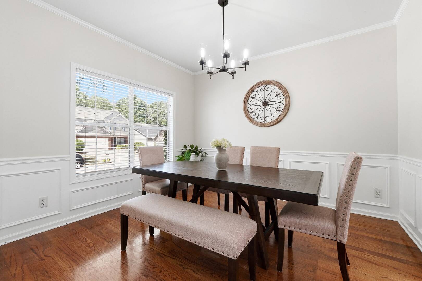 300 Tuggle Court Woodstock, GA 30188