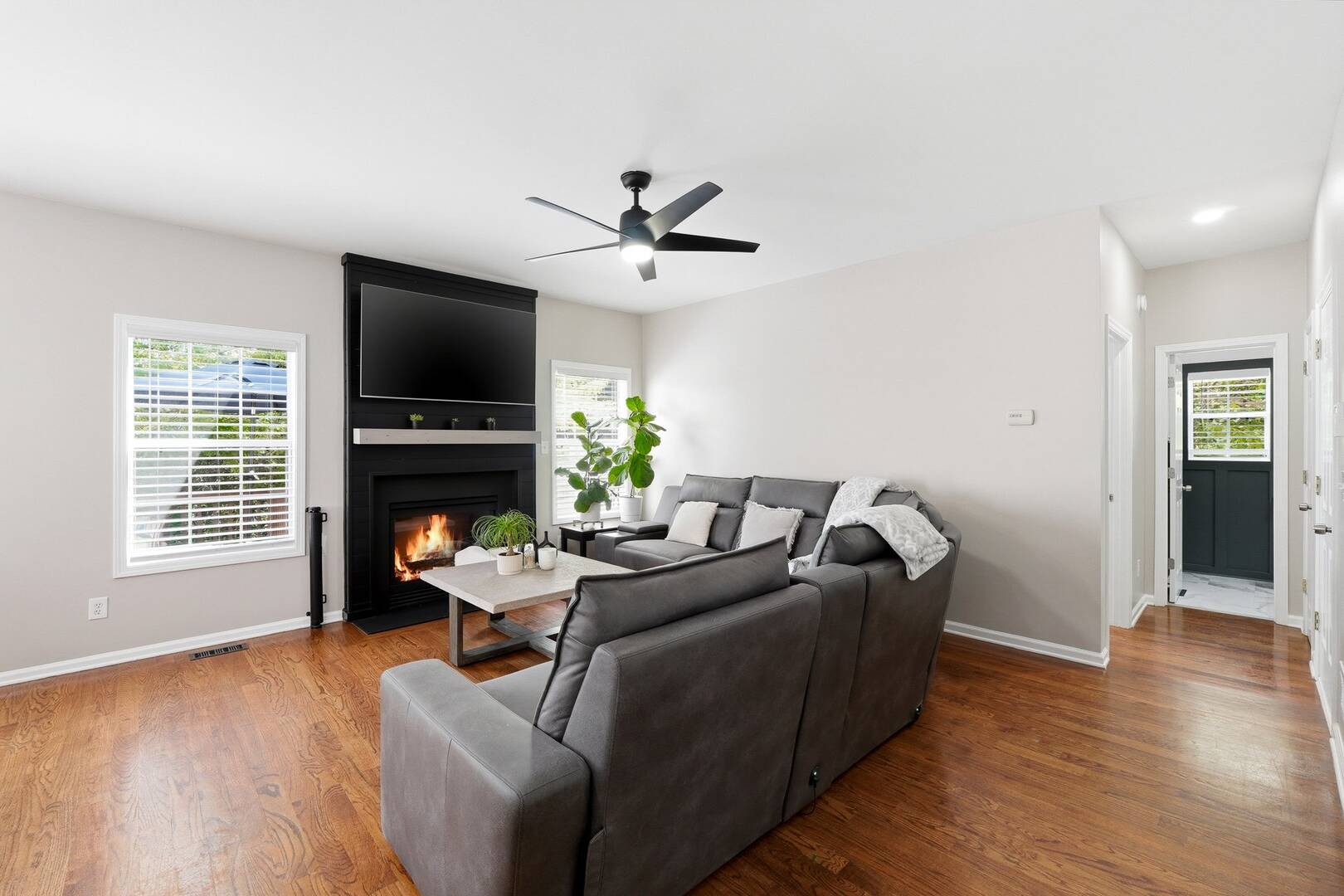 300 Tuggle Court Woodstock, GA 30188