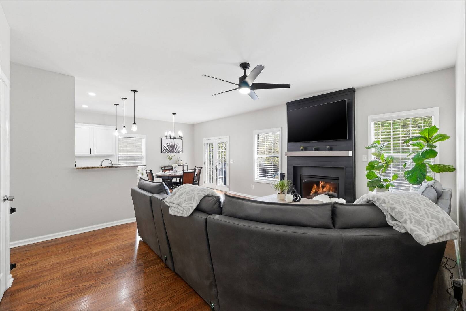 300 Tuggle Court Woodstock, GA 30188