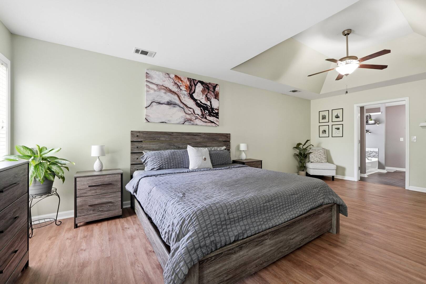 300 Tuggle Court Woodstock, GA 30188