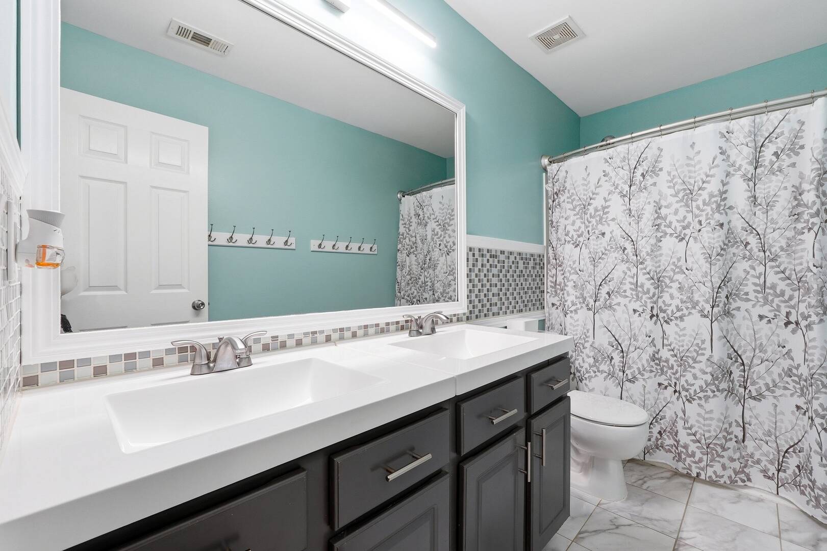 300 Tuggle Court Woodstock, GA 30188