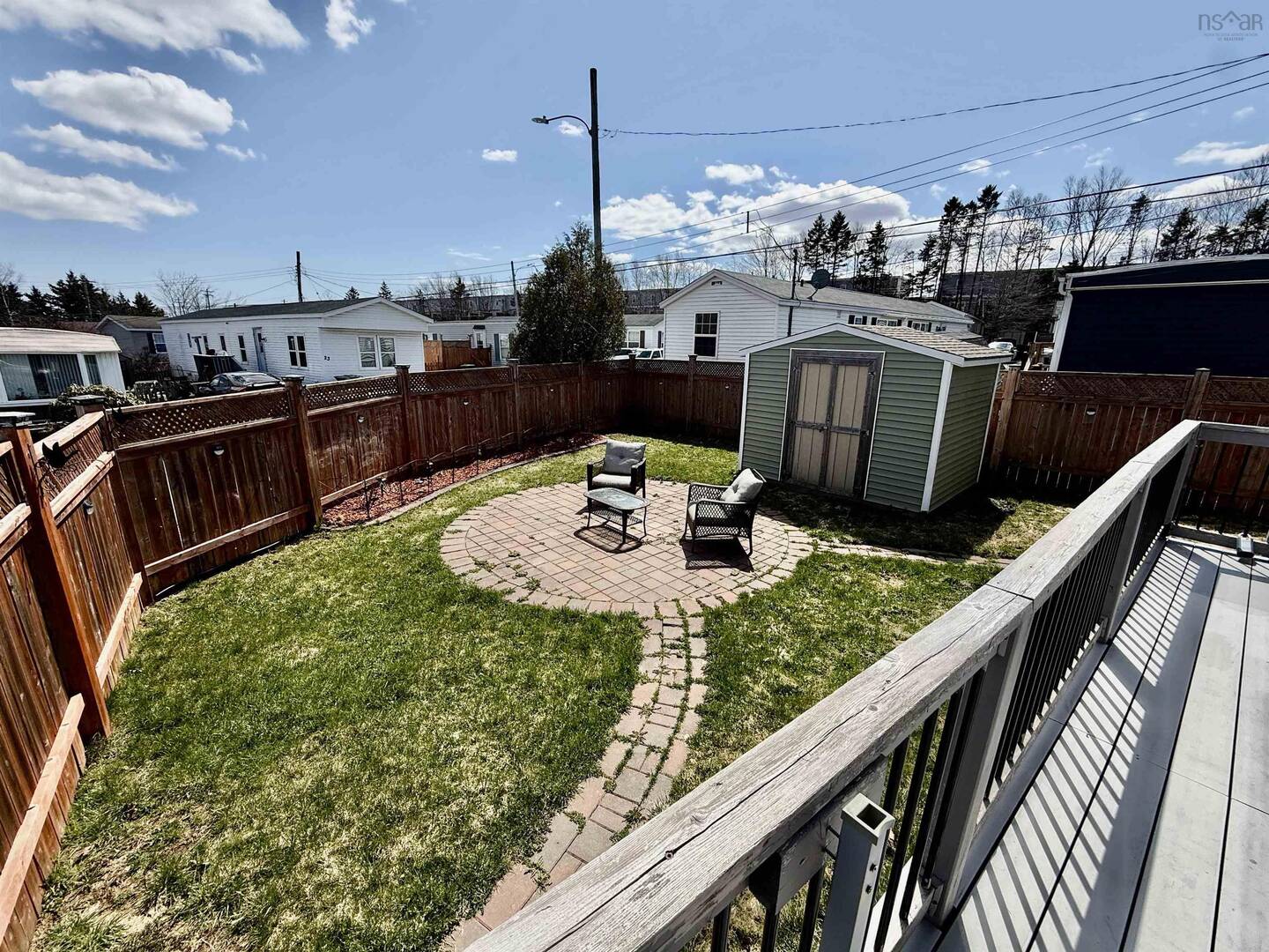 8 Wilson Ave Dartmouth, NS B2Y2B3