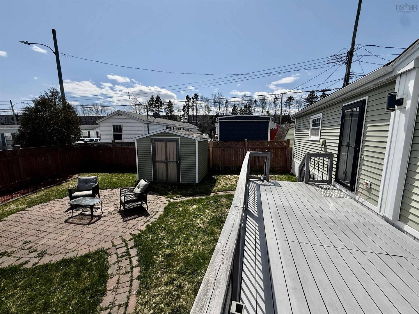 8 Wilson Ave Dartmouth, NS B2Y2B3