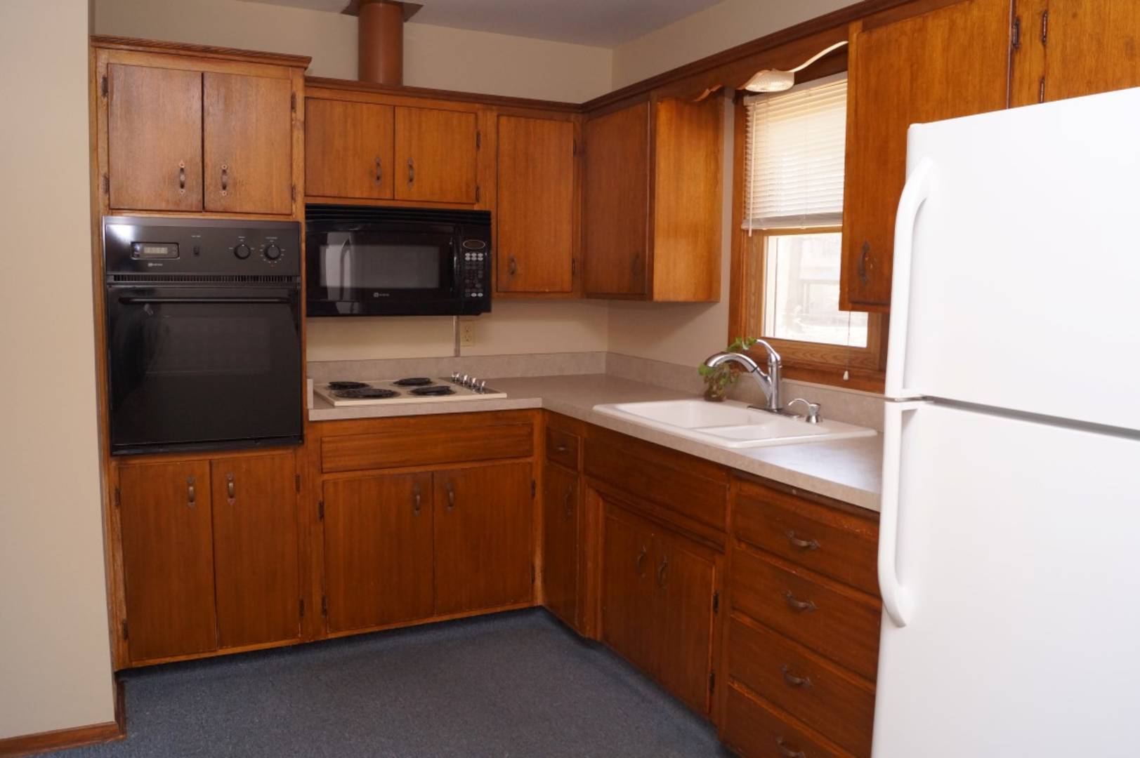 2949 SW Medford Ave Topeka, KS 66611