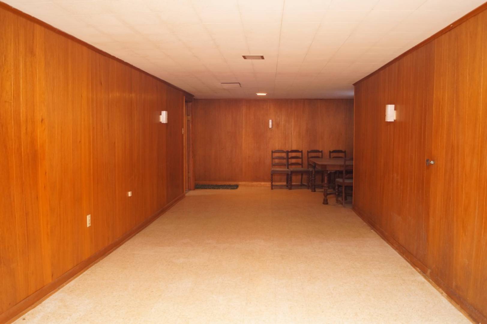 2949 SW Medford Ave Topeka, KS 66611