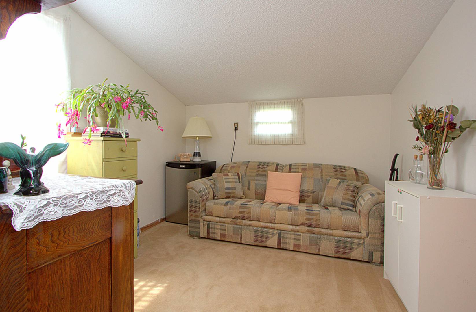 Brivity 406 Ferry Road Winnipeg, MB R3J1W4 Virtual Tour