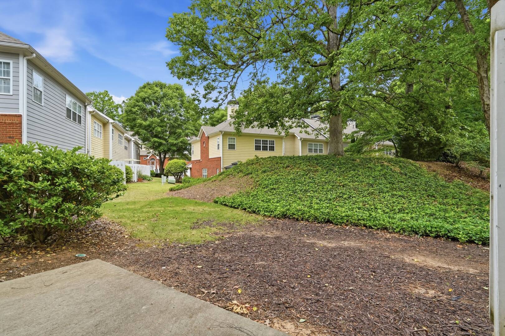 29 Hall Manor, Unit #29 Alpharetta, GA 30022