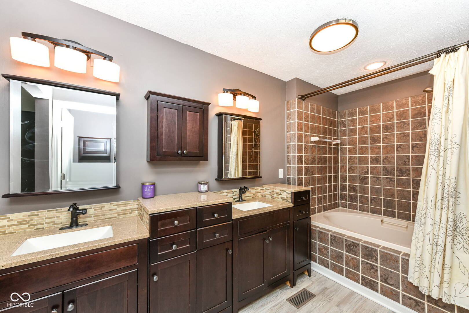 7783 Carly Pl Fishers, IN 46038