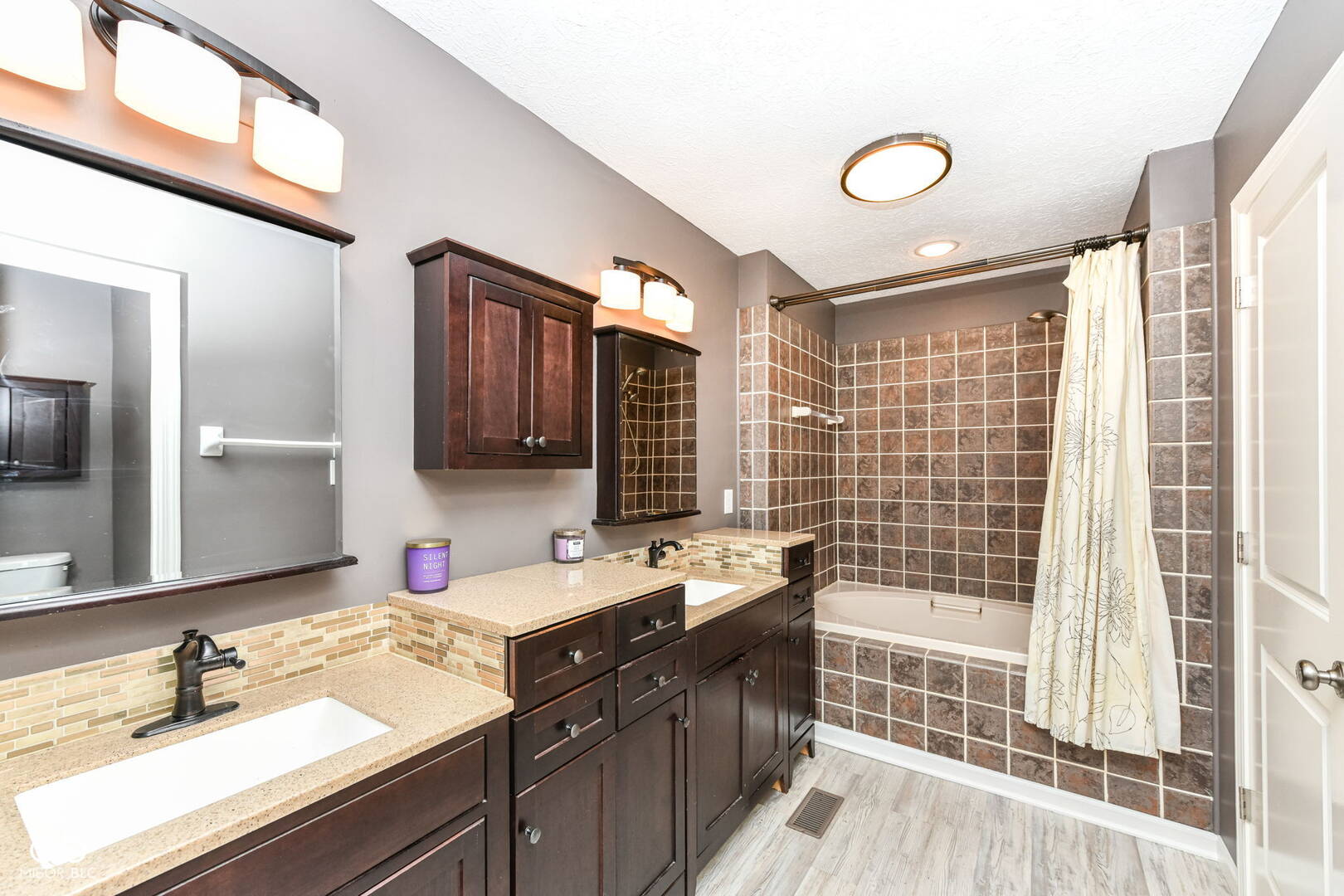 7783 Carly Pl Fishers, IN 46038