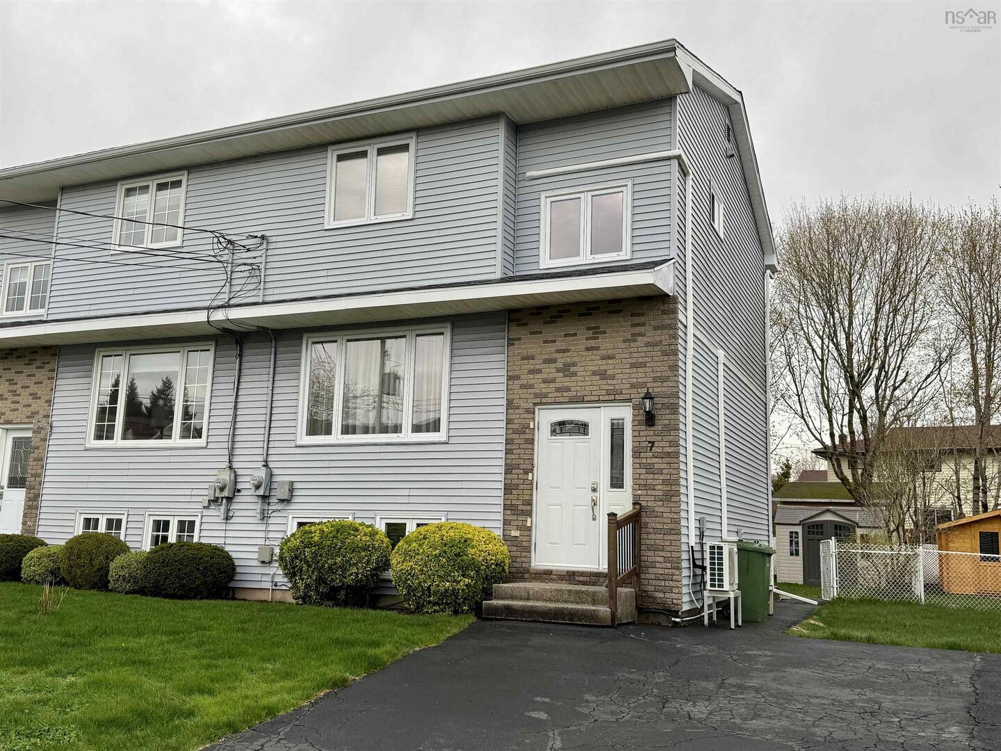 7 Venice Dartmouth, NS B2X3K2