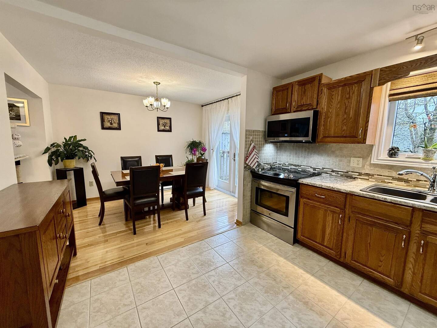 7 Venice Dartmouth, NS B2X3K2