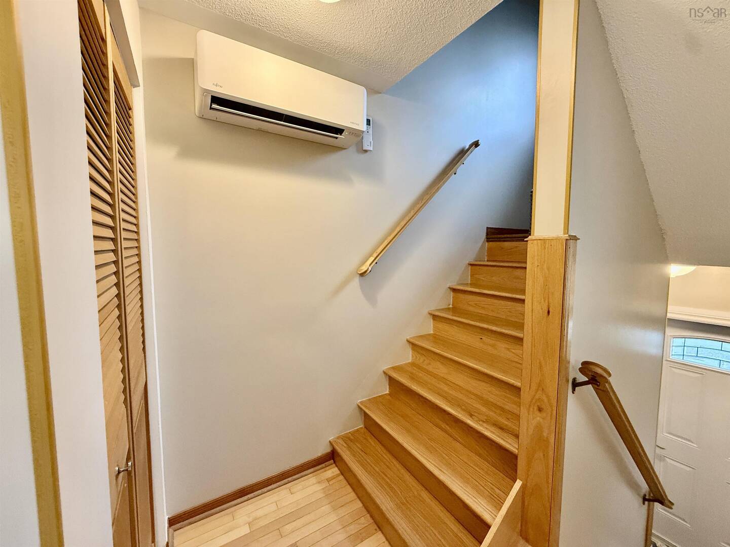 7 Venice Dartmouth, NS B2X3K2