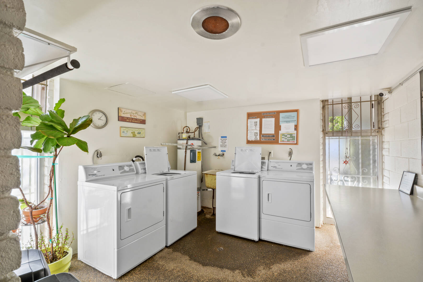 2101 E 2nd St Unit 305 Long Beach, CA 90803
