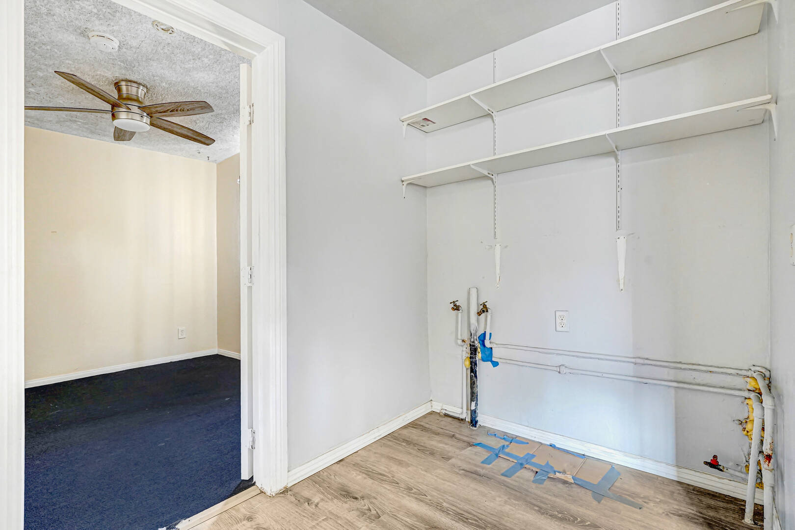2217 Mortimer Ave Huntington Park, CA 90255