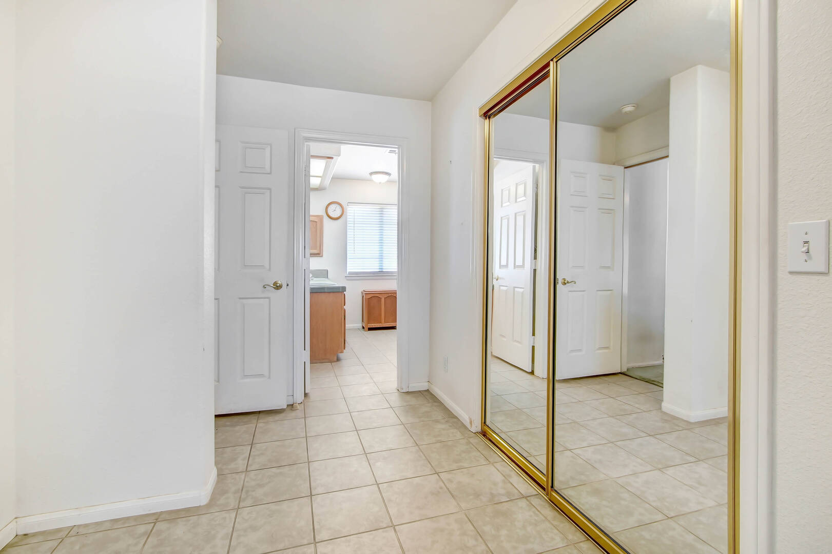11949 Hawthorne Ave Hesperia, CA 92345