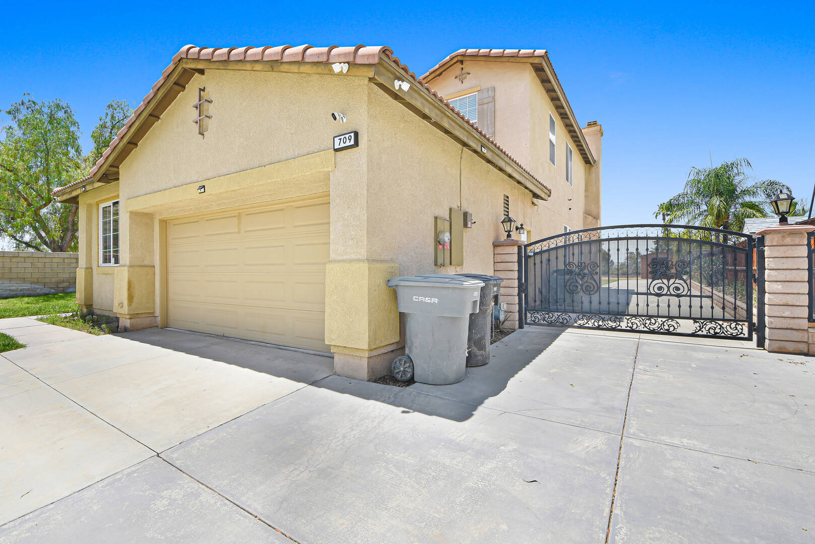709 E Agape Ave San Jacinto, CA 92583