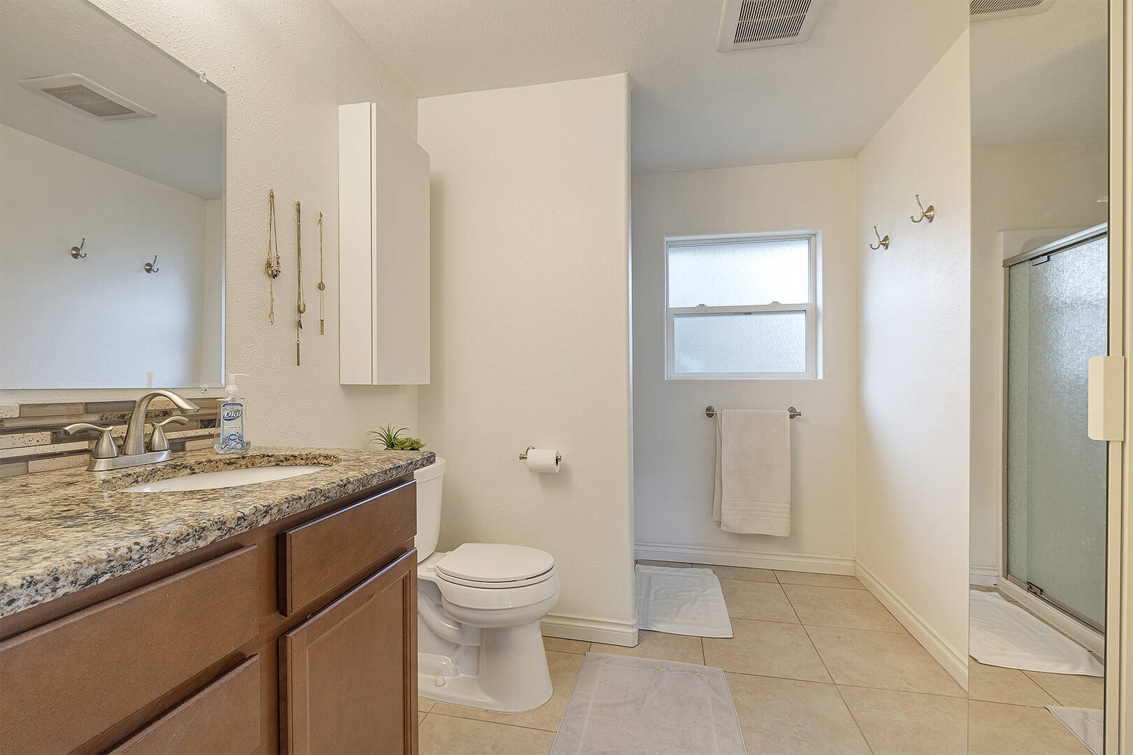 19865 SW 68th Ave Tualatin, OR 97062