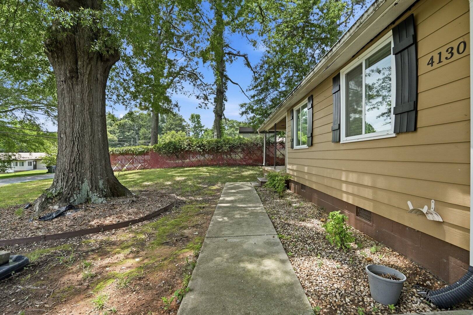 4130 McClure Drive Oakwood, GA 30566