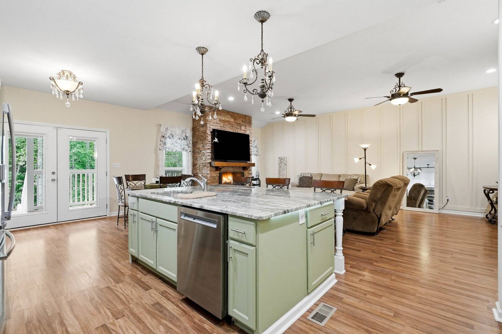 303 Salem Church Road Dawsonville, GA 30534
