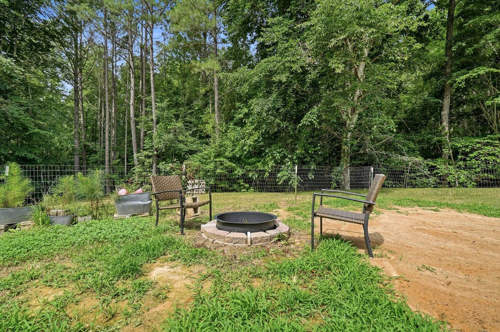 303 Salem Church Road Dawsonville, GA 30534