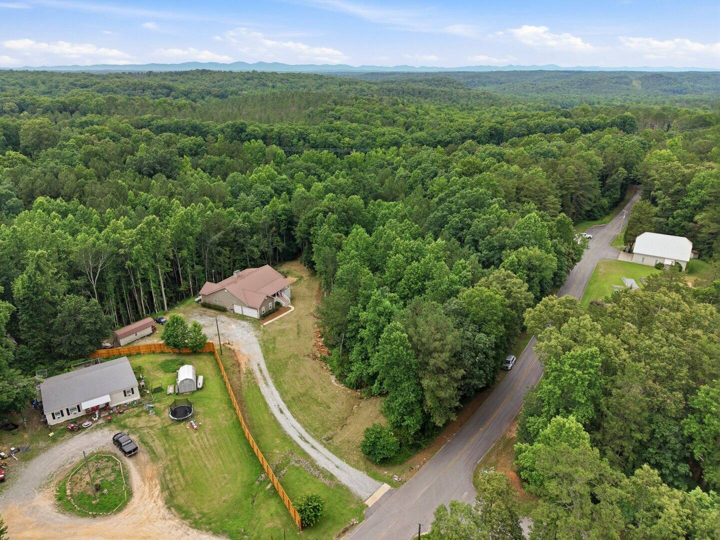 303 Salem Church Road Dawsonville, GA 30534