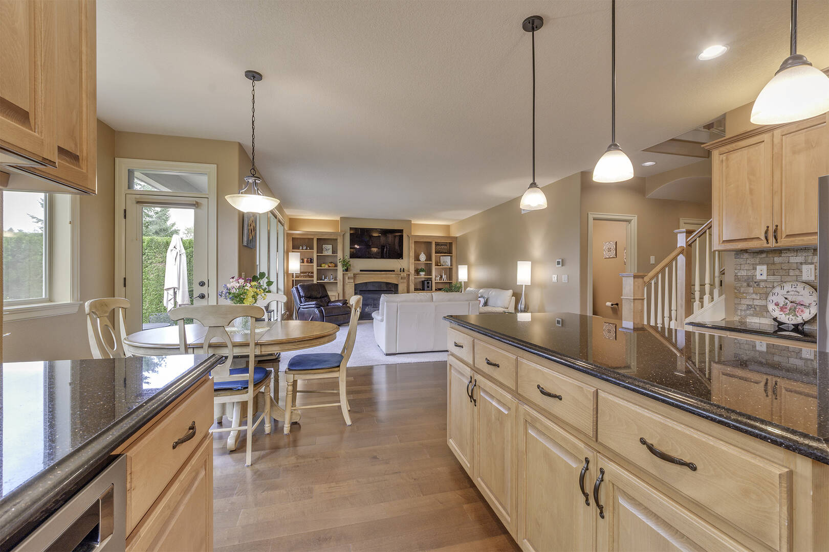 16726 NW Vetter Dr Portland, OR 97229
