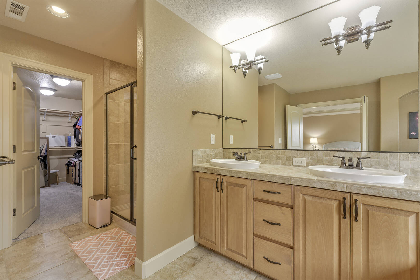 16726 NW Vetter Dr Portland, OR 97229