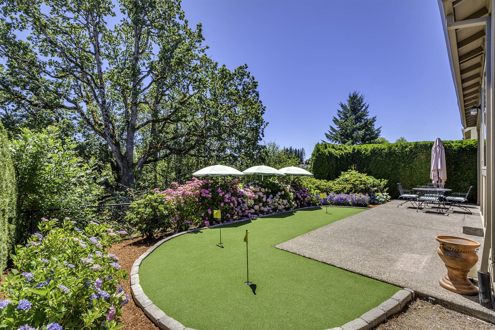 16726 NW Vetter Dr Portland, OR 97229