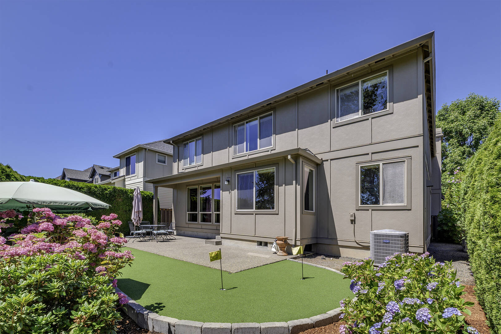 16726 NW Vetter Dr Portland, OR 97229