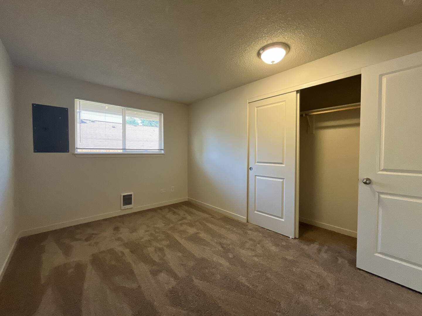 1436 Village Park Pl West Linn, OR 97068