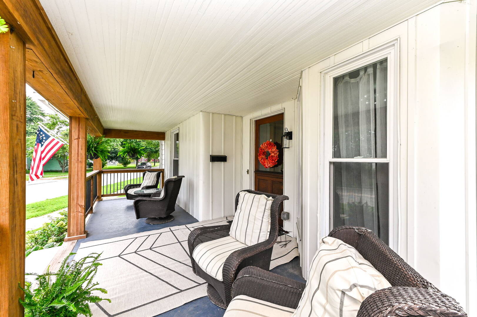 232 E State St Pendleton, IN 46064