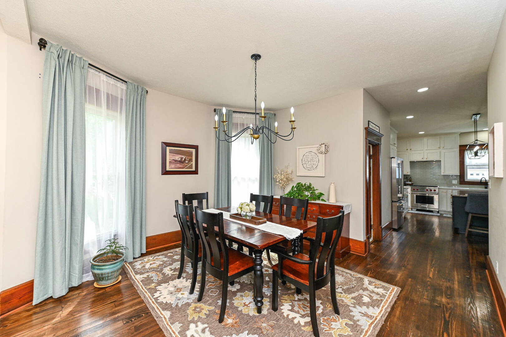 232 E State St Pendleton, IN 46064