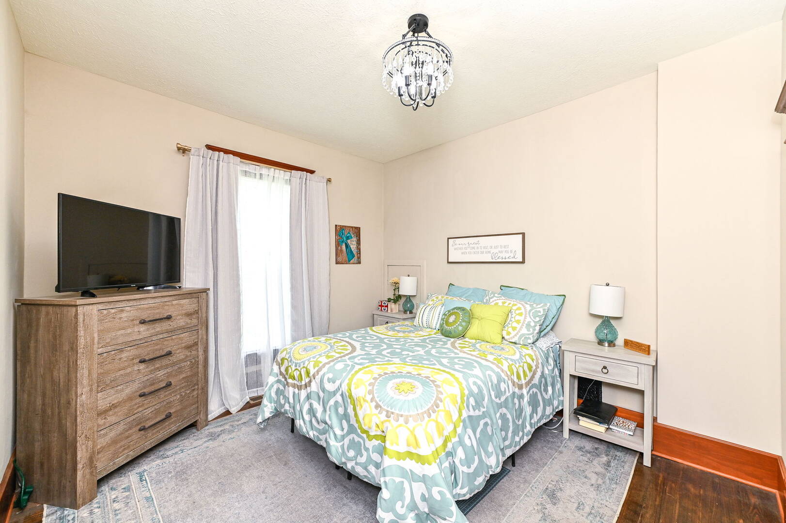 232 E State St Pendleton, IN 46064