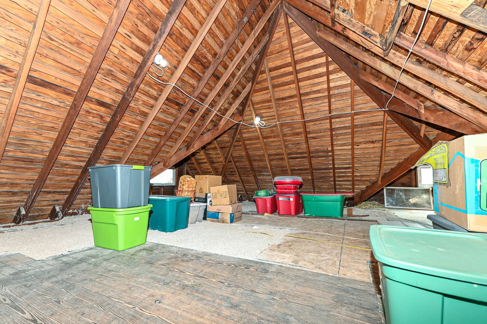 232 E State St Pendleton, IN 46064