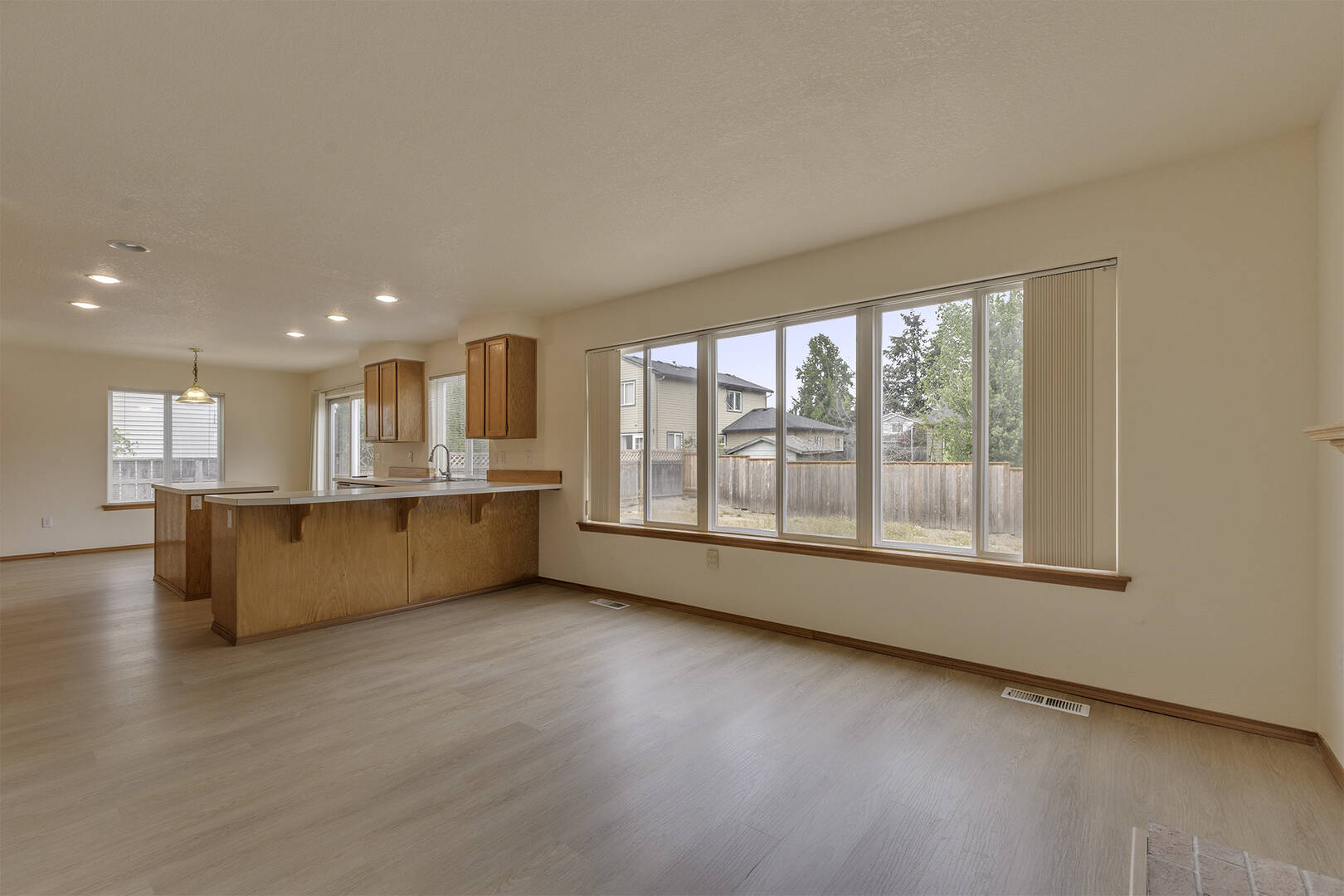 165 NE Cory St Hillsboro, OR 97124