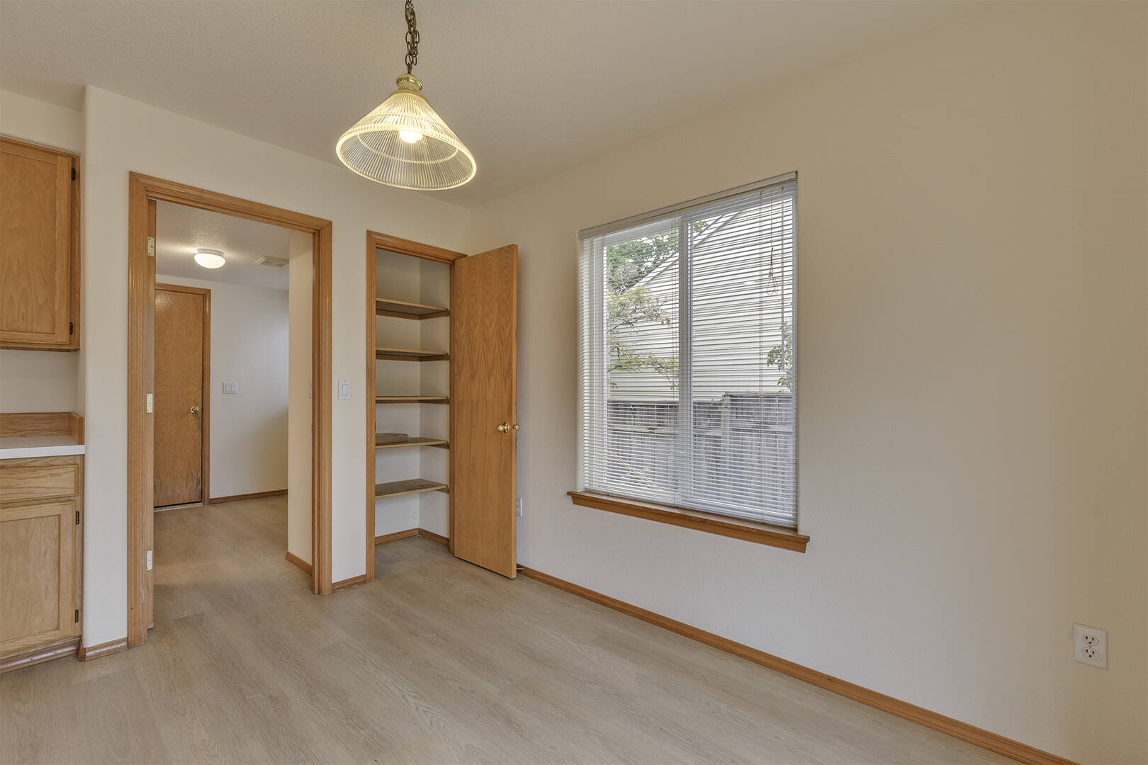 165 NE Cory St Hillsboro, OR 97124