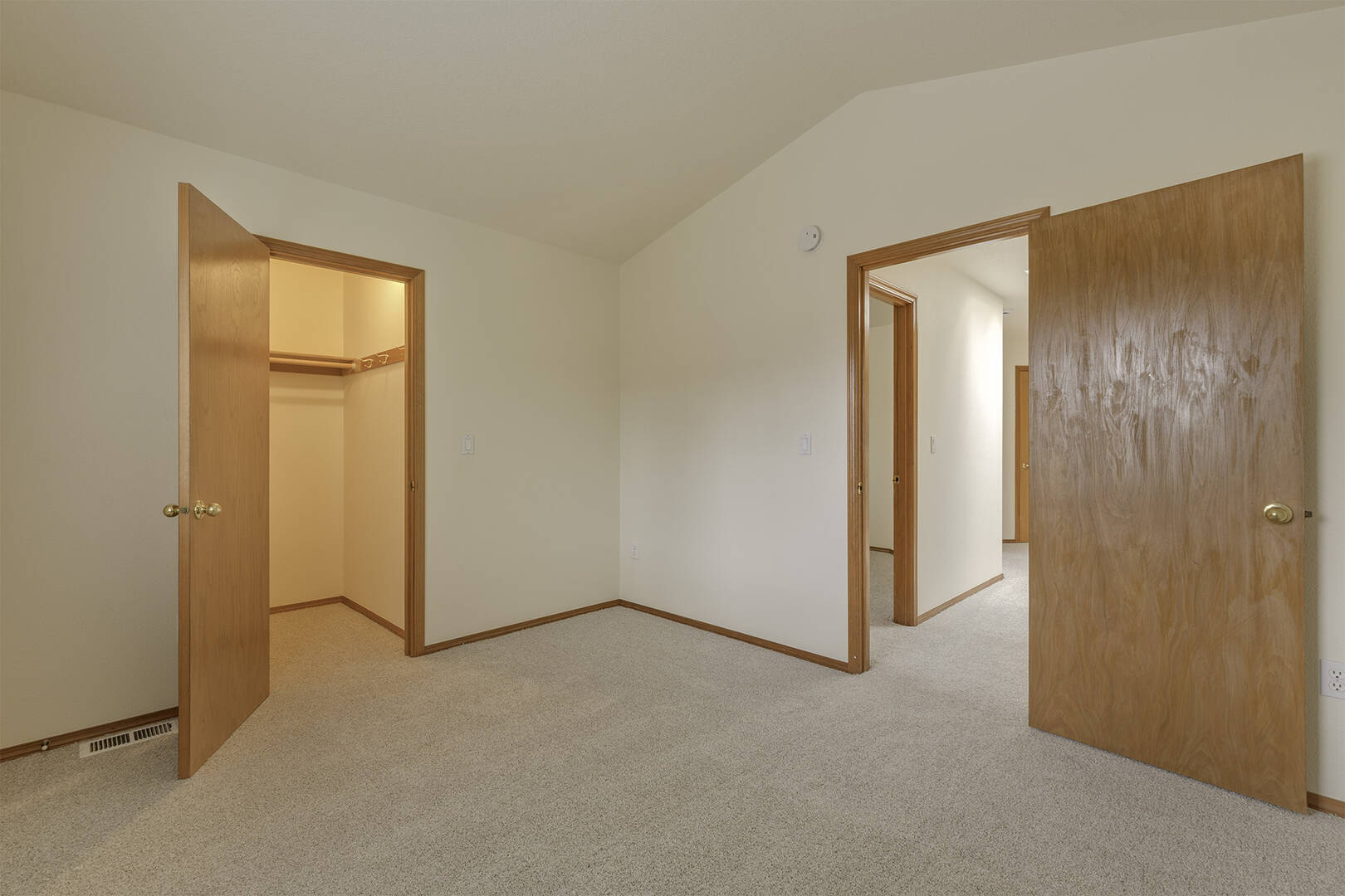 165 NE Cory St Hillsboro, OR 97124