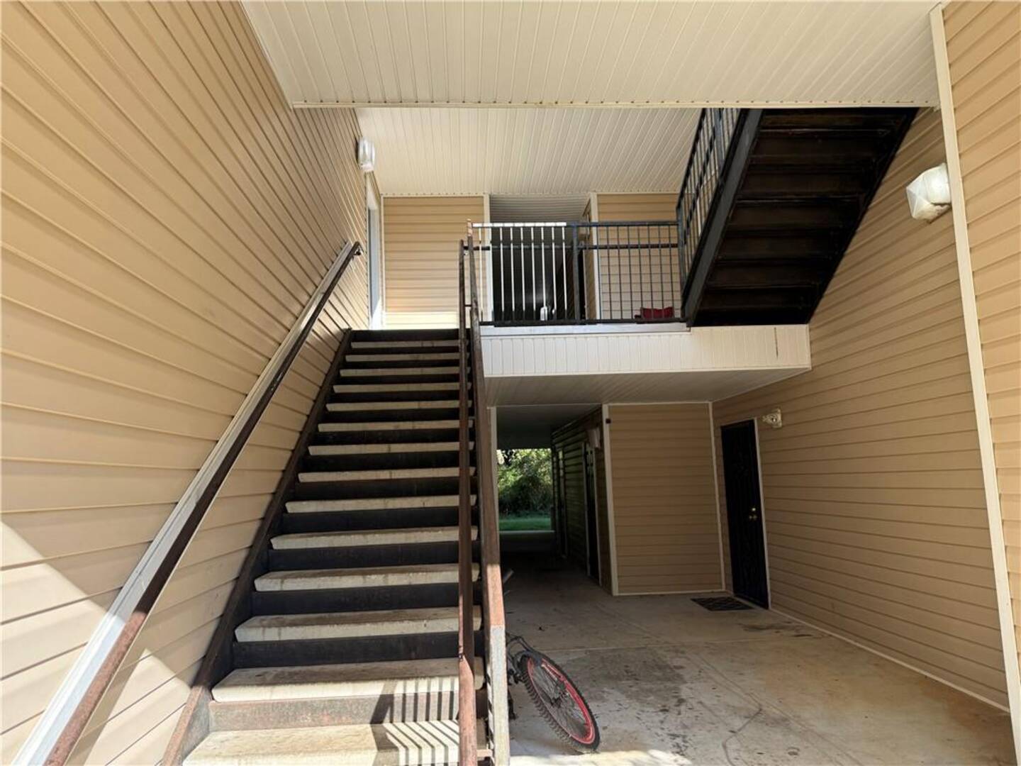 1303 Waldrop Place Decatur, GA 30034