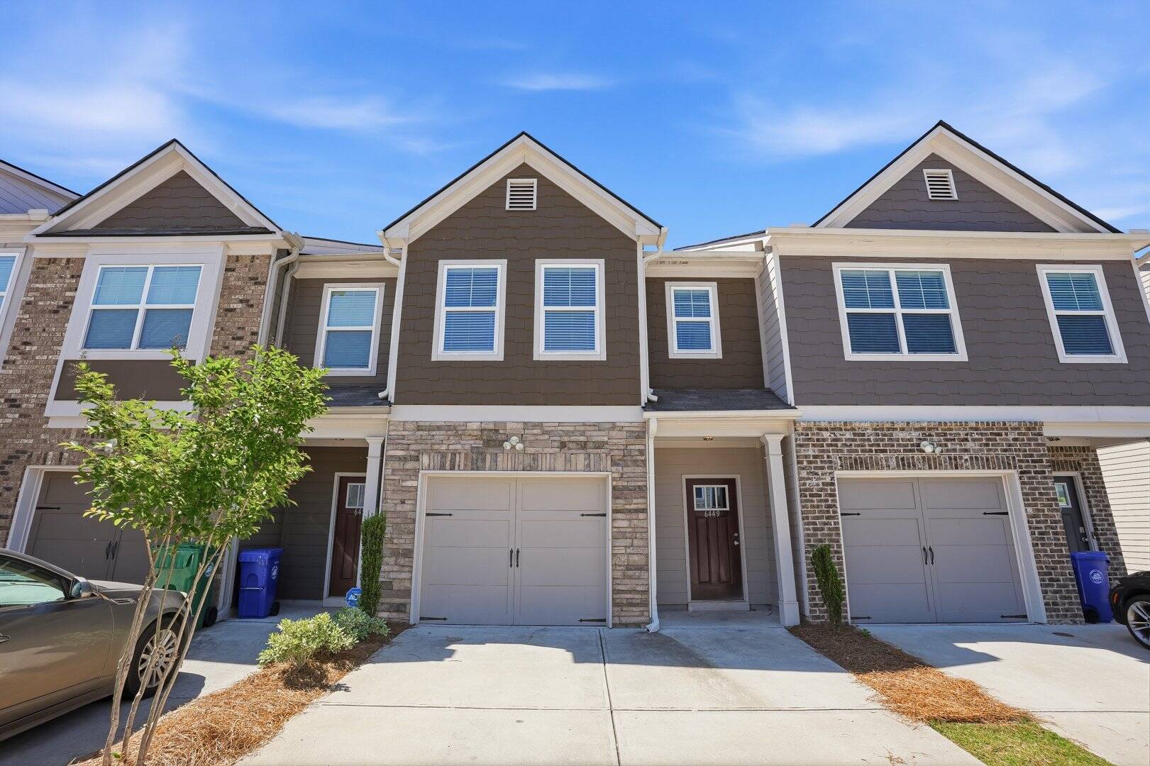 6449 Scudder Drive Lithonia, GA 