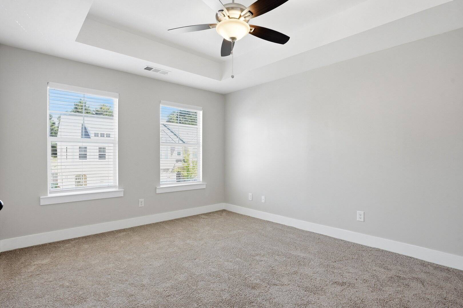 6449 Scudder Drive Lithonia, GA 