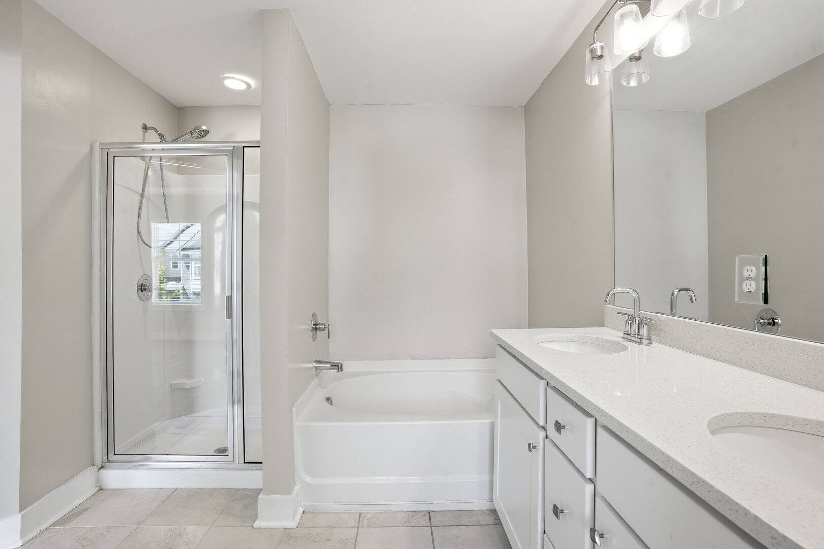 6449 Scudder Drive Lithonia, GA 