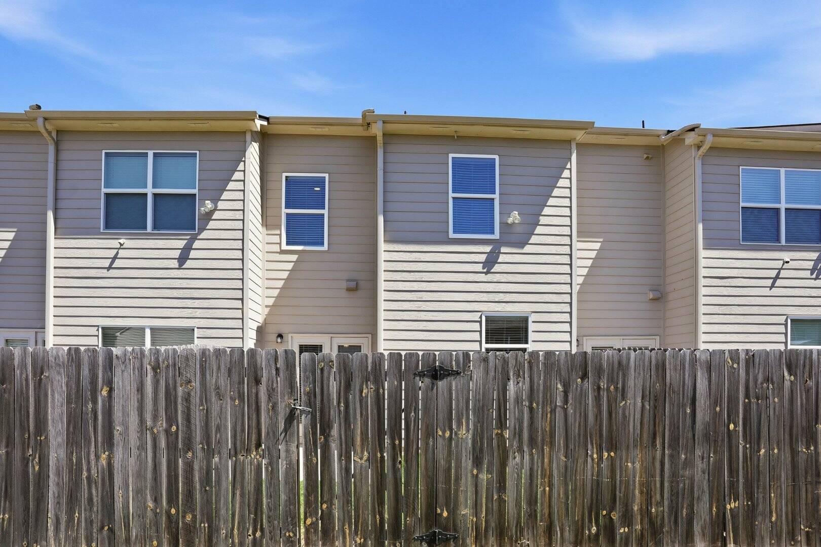 6449 Scudder Drive Lithonia, GA 