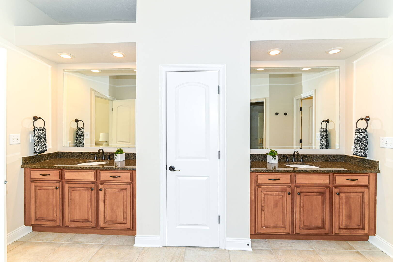 14263 Hearthwood Dr Fishers, IN 46040