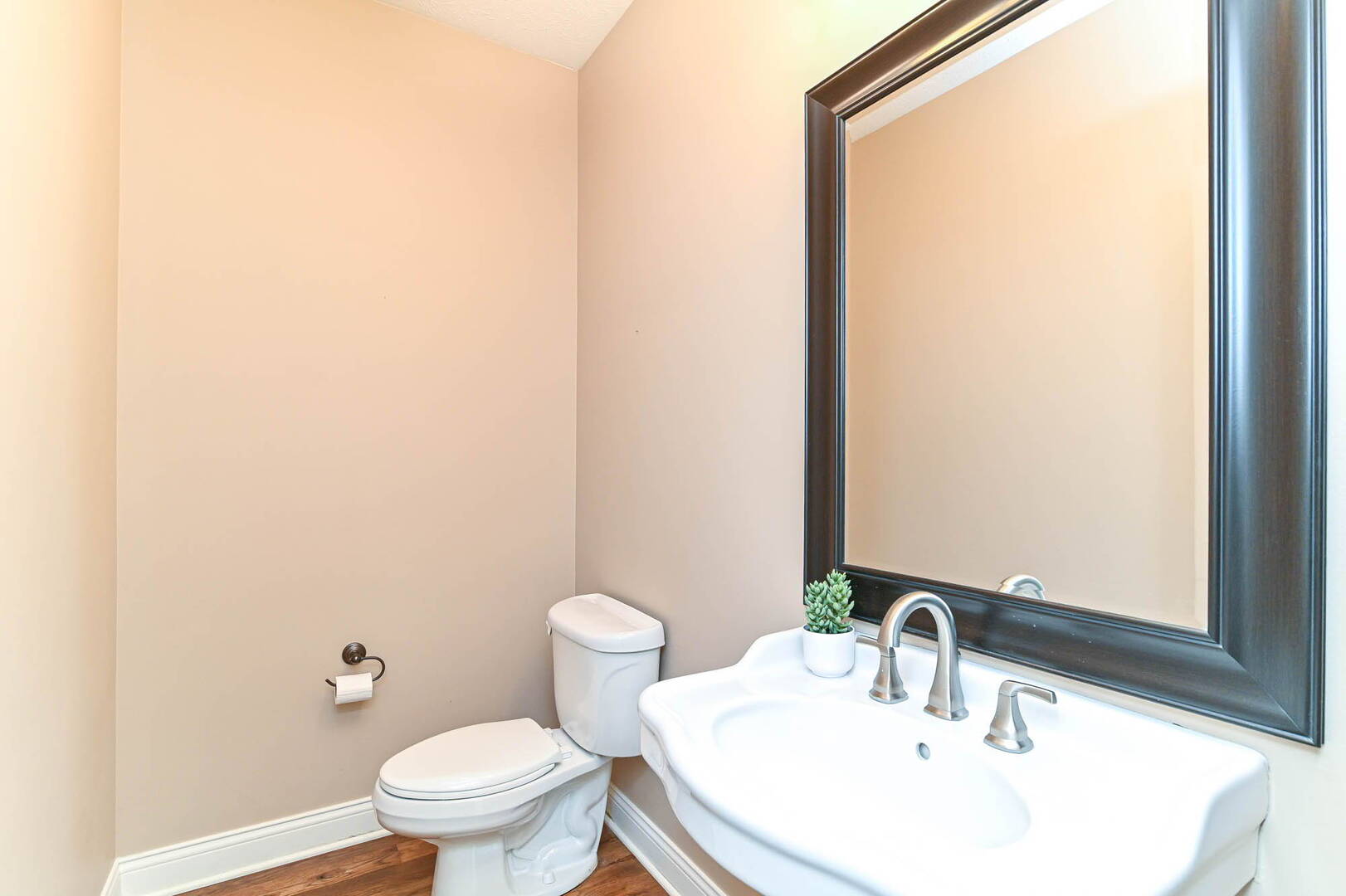 14263 Hearthwood Dr Fishers, IN 46040