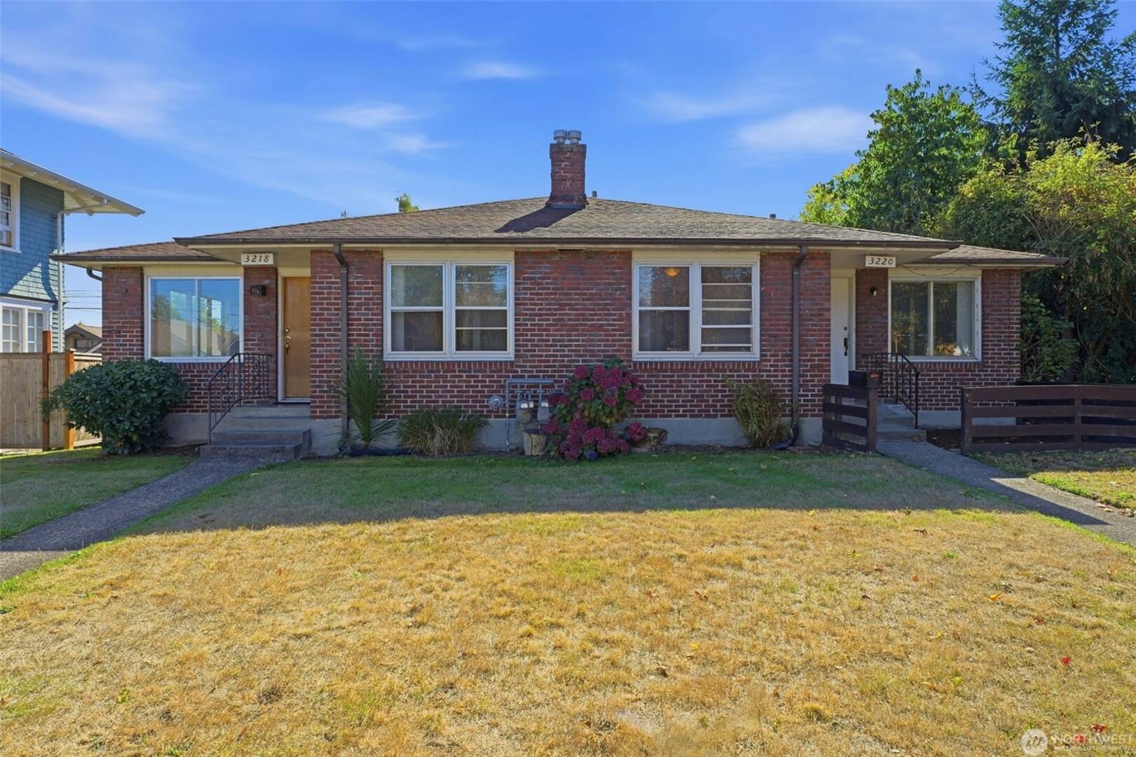 3218 3220 N 21st St Tacoma, WA 98406