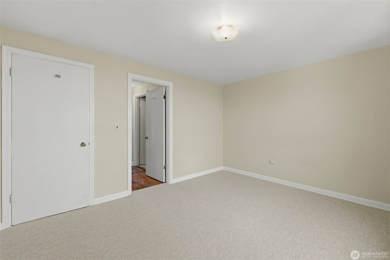 3218 3220 N 21st St Tacoma, WA 98406